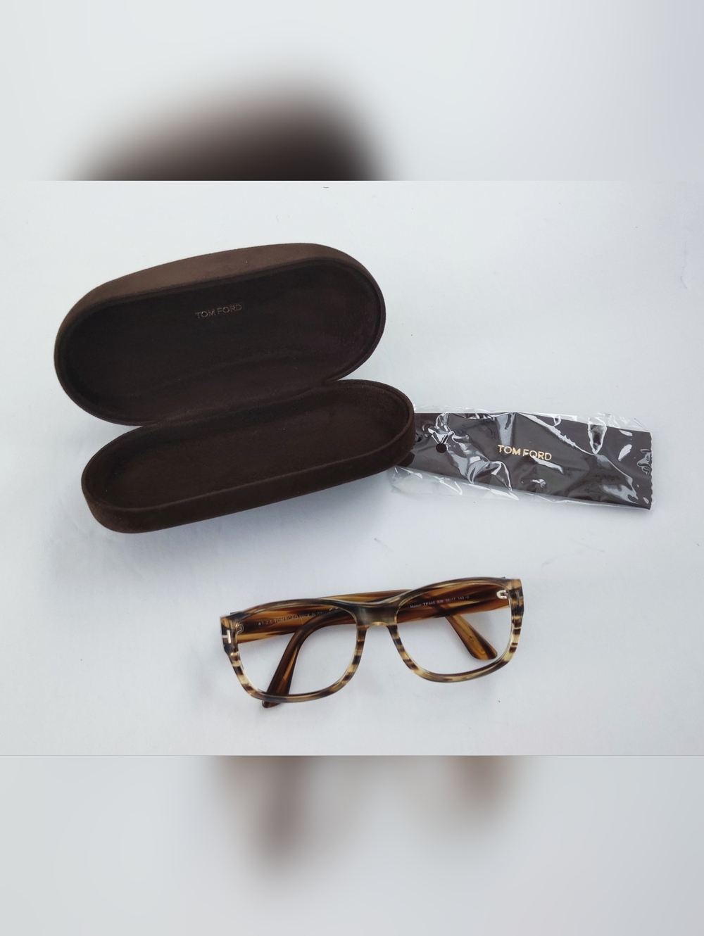 Tom Ford Brown Tortoiseshell Rectangular Optical Frame. 58-17 140 *2. Pre-owned.